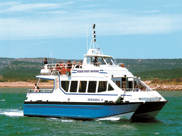 Catamaran Vision Sous Marine A Voir Sur SOS Campagnes Catamaran Vision Sous Marine A Voir Sur SOS Campagnes