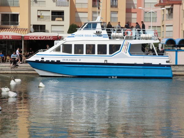 Catamaran Vision Sous Marine A Voir Sur SOS Campagnes Catamaran Vision Sous Marine A Voir Sur SOS Campagnes