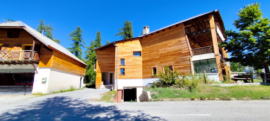 Auberge des Aiguilles - Val Pelens